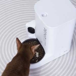 Alternative view of PetKit YUMSHARE SOLO Automatic Pet Feeder with HD Camera